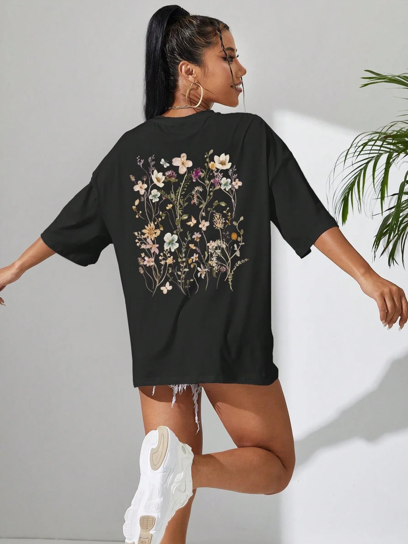 Beautiful flower clusters Print Cotton Women T-Shirts Casual Breathable Soft Short Sleeve Tops Loose Comfortable Street Clothes